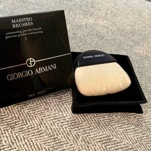 Giorgio Armani Maestro Brushes 2 Contouring Brush